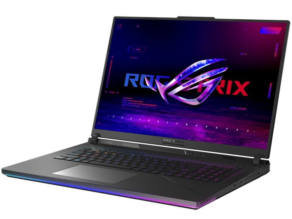 Asus ROG Strix Scar 18 (G834JZ-N6004X) - Figura 2